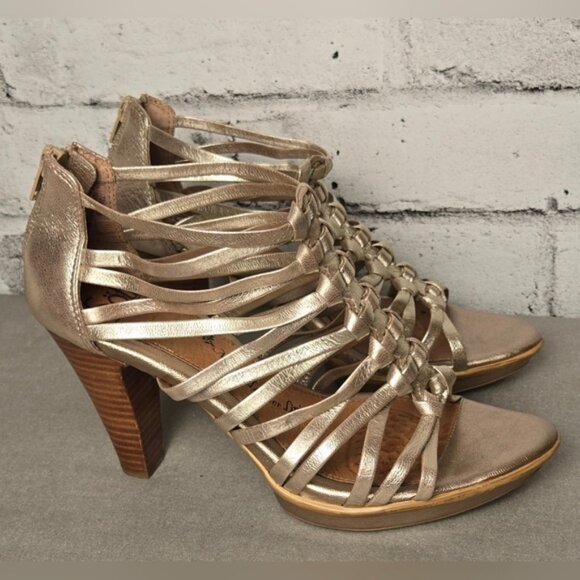 Sottf Strappy Metallic Gold  Gladiator Stappy Heels - Picture 6 of 15